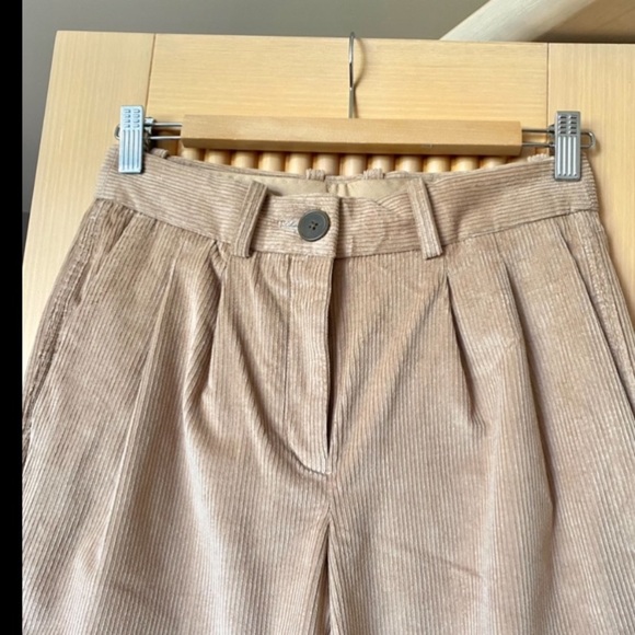 Aritzia The Group by Babaton Quota Pant gold camel cream tan - Picture 6 of 12